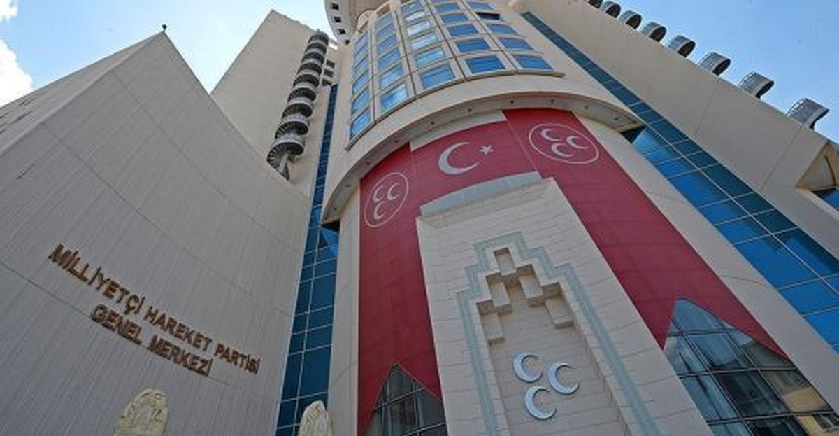 MHP\'den 15 Temmuz\'a "Demokrasi ve Milli Birlik Günü" Teklifi