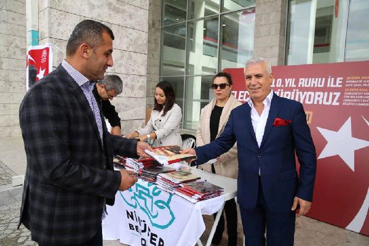 Nilüfer İlçesi, 29 Ekim\'de 50 Bin Atatürk Posteriyle Donatılacak