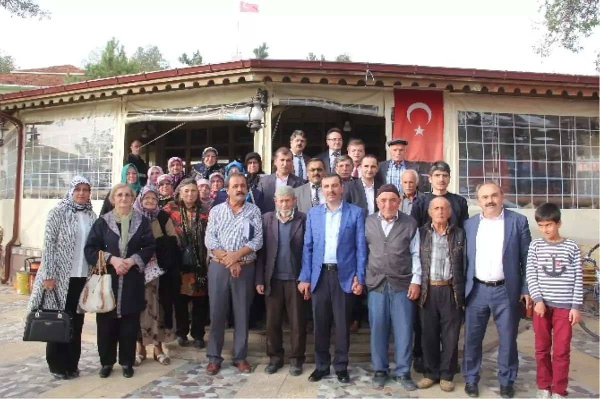 Sarıcaoğlu, Yenicami Mahallesi Sakinleri ile Bir Araya Geldi