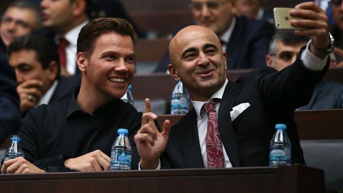 Sinan Akçıl, AK Parti Grup Toplantısını İzledi