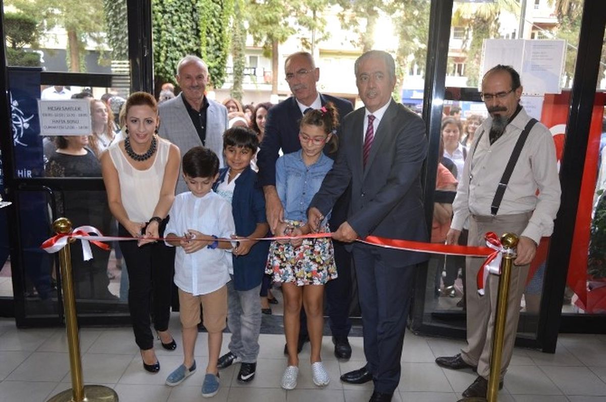 Sinan Taplı Resim Atölyesi Sergisi Açıldı