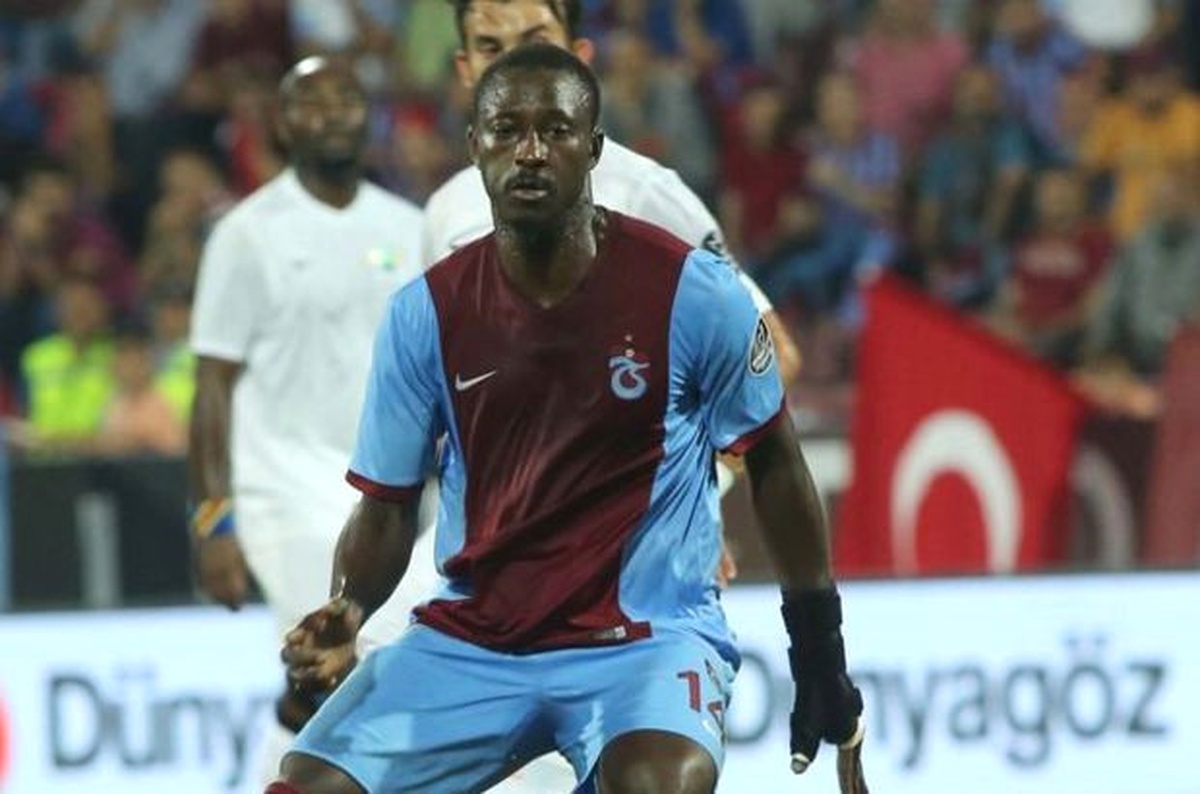 Trabzonspor, N\'doye\'nin Sözleşmesinde Düzenlemeye Gitti