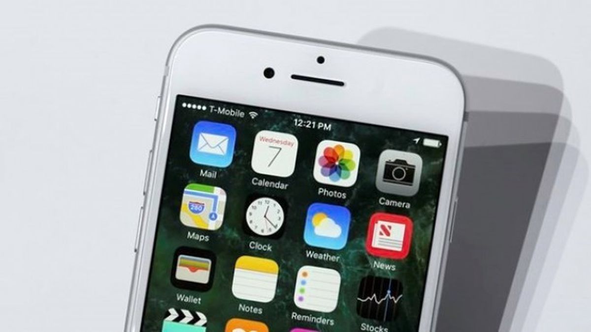 Adını ve Soyadını Değiştirene Bedava İphone 7