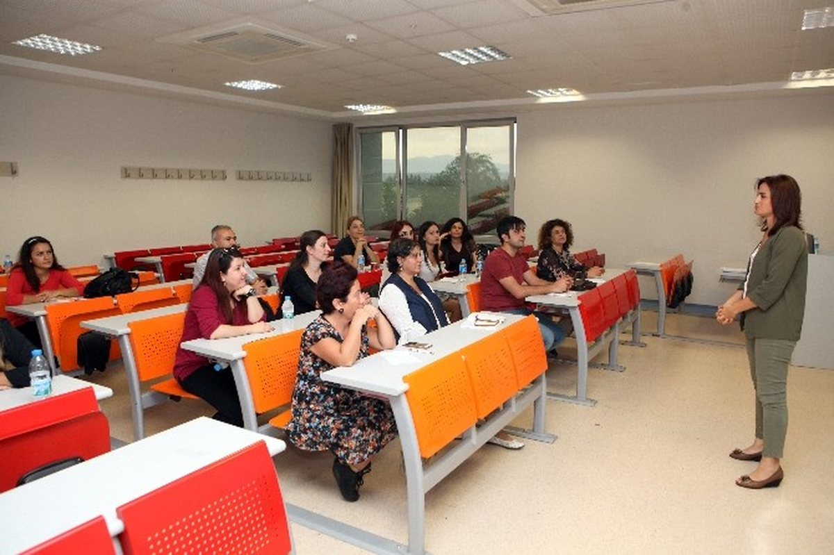 Akdeniz Üniversitesi\'nde İşaret Dili Kursu Başladı