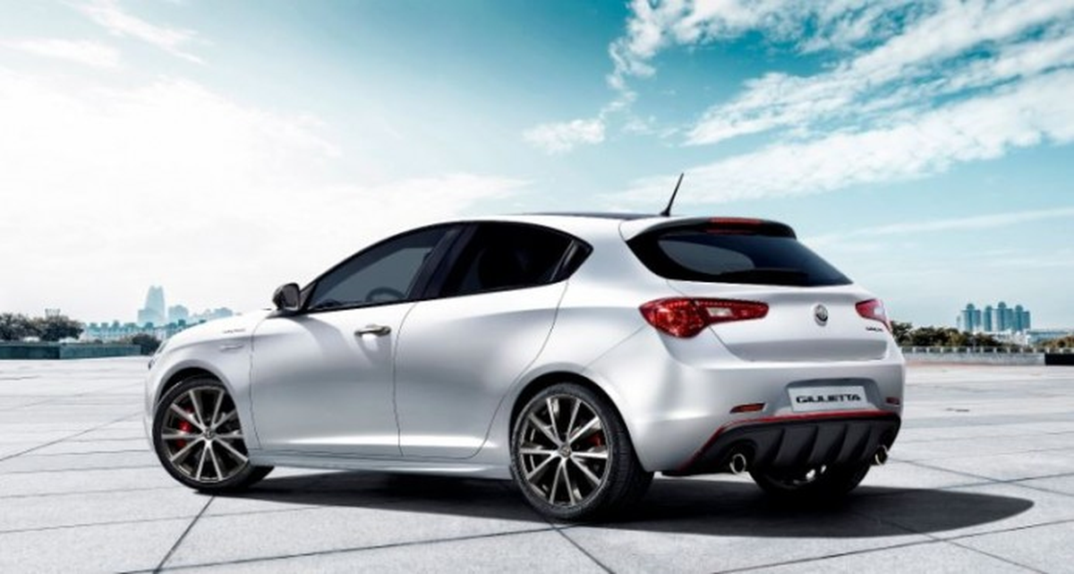 Alfa Romeo\'da \'Yarı Yarıya\' Seçeneği
