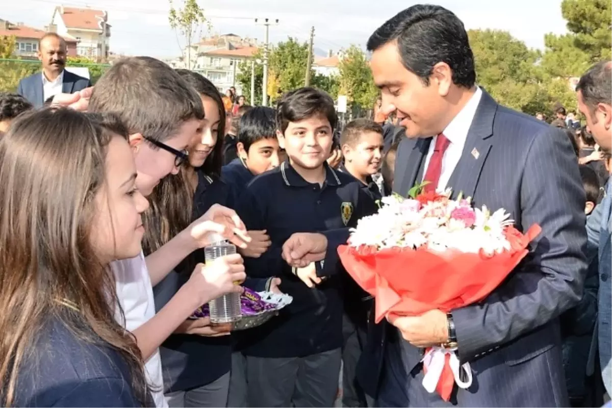 Altyapı Çalışmaları Hakkında Öğretmen ve Öğrenciler Bilinçlendiriliyor