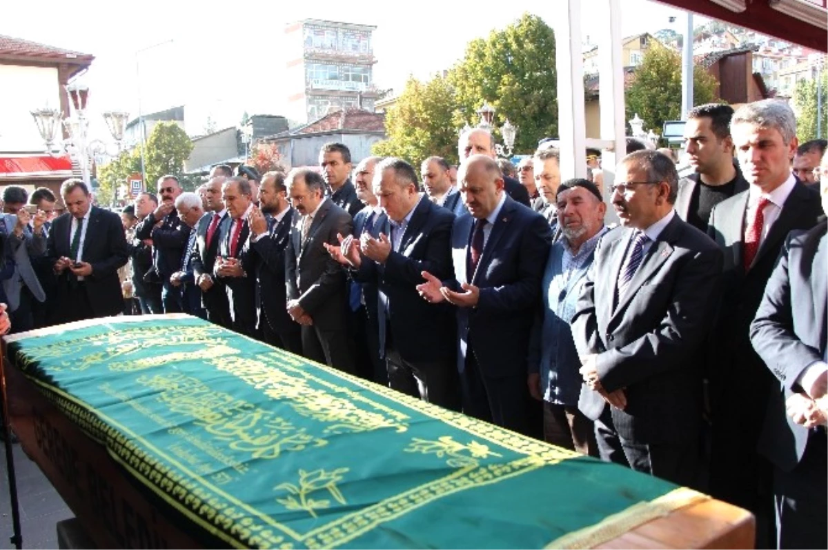 Bakan Işık, Bakanlık Müsteşarı Fidan\'ın Babasının Cenazesine Katıldı