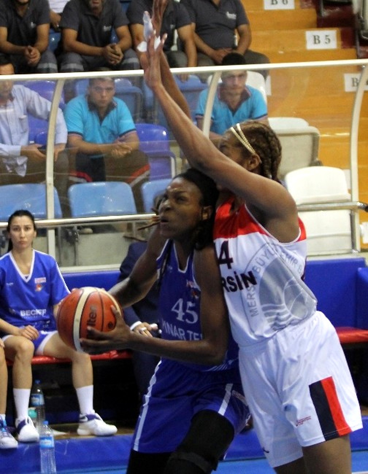 Bornova Beckerspor, 3\'de 3 Yaptı