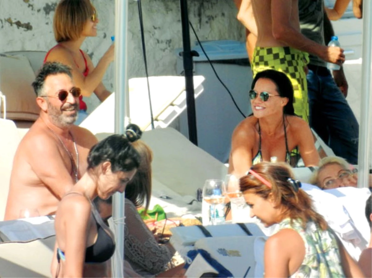 Cem Yılmaz'dan Ebru Şallı'yı Kızdıracak Gönderme