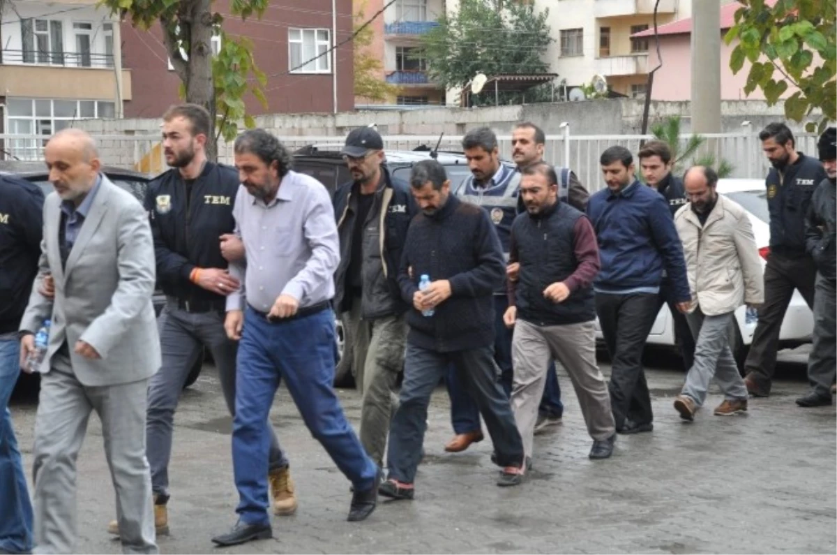 Iğdır Üniversitesi\'nde Fetö Operasyonu