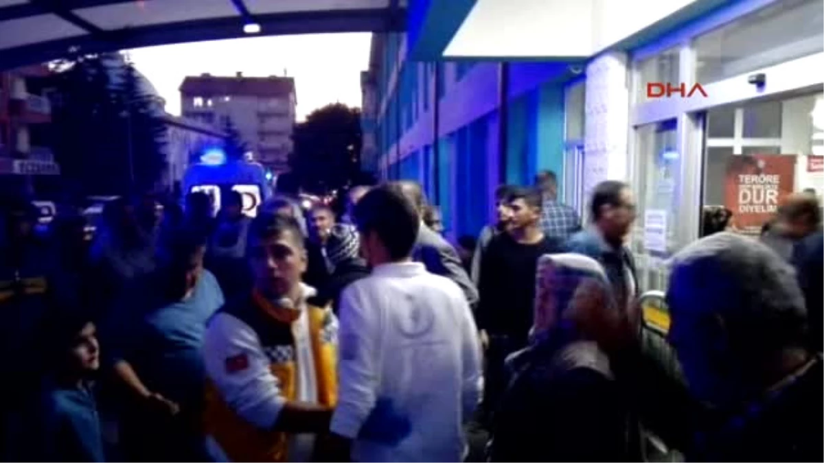 Konya - Beyşehir\'de Öğrenci Servisi Devrildi: 24 Yaralı