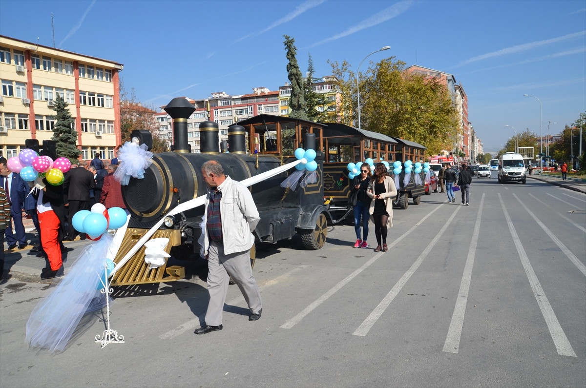 Kütahya\'da "Nostaljik Tren" ile Tarihe Yolculuk