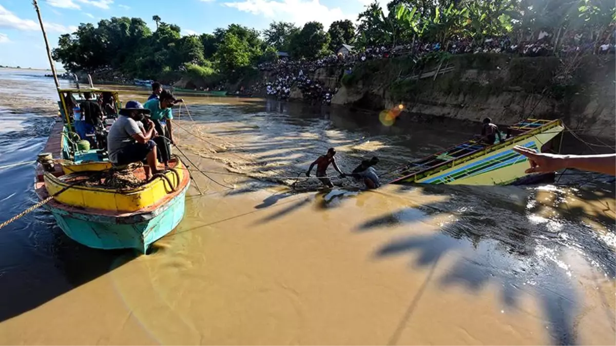 Myanmar\'da Feribot Kazası