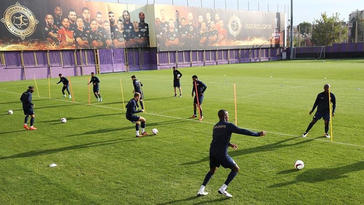 Osmanlıspor Villarreal\'i Ağırlayacak