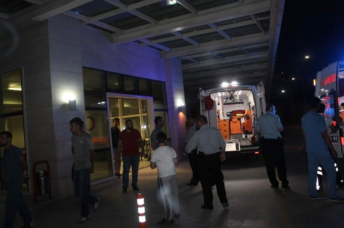 Siirt\'te Bıçaklı Kavga: 1 Ölü, 5 Yaralı