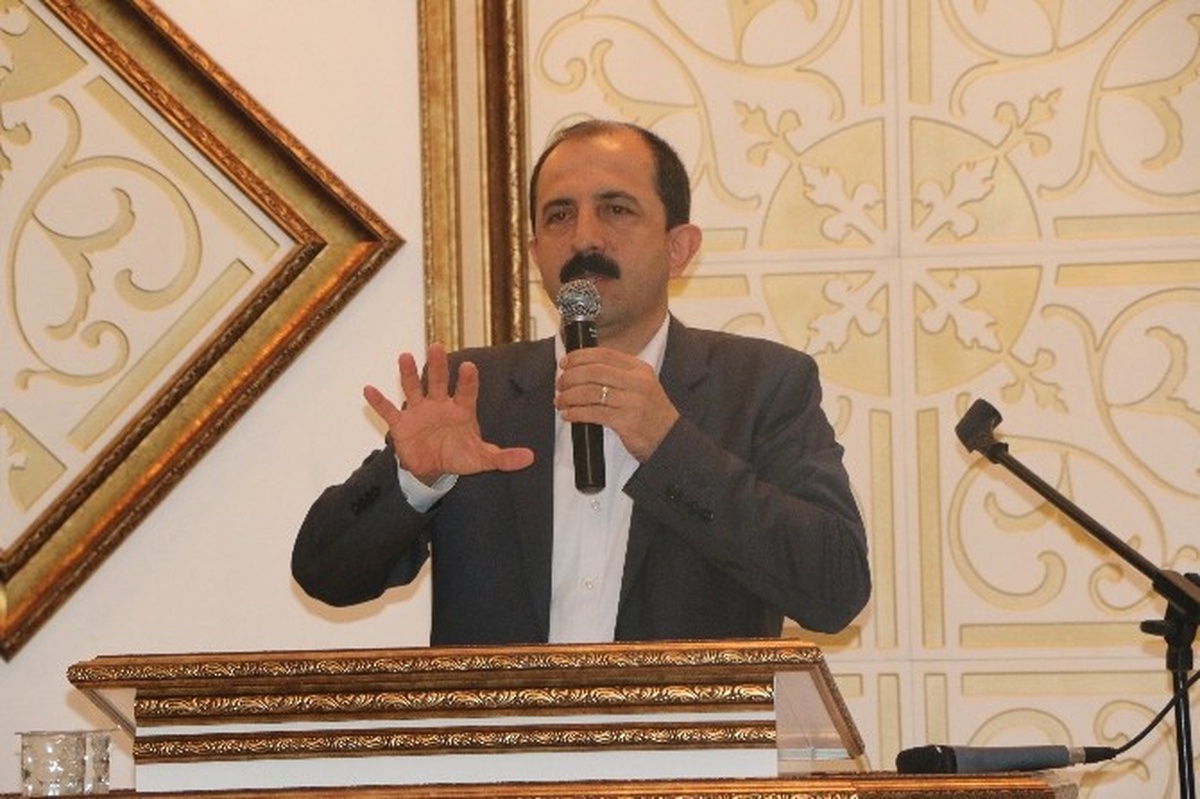 AK Parti İl Başkanı Göksel: "Yeni Anayasa Şart"