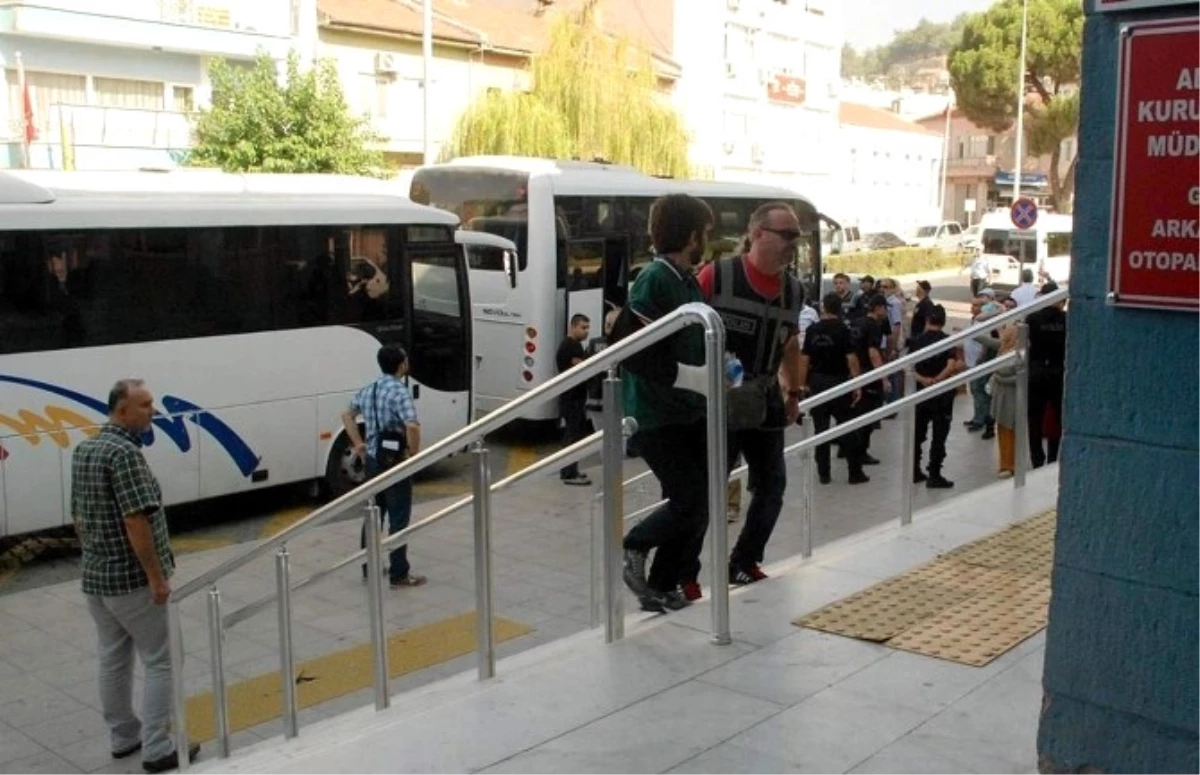 Aydın\'da 33 Kişi Gözaltında, 166 Kişi Aranıyor