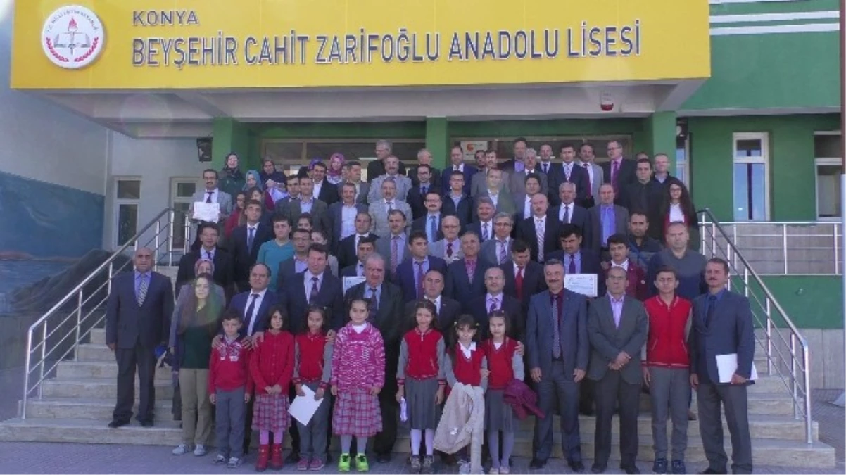 Beyşehir\'de Okullara Beyaz Bayrak ve Sertifikaları Verildi