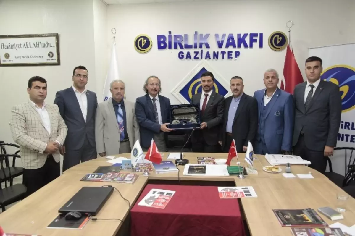 Birlik Vakfında Başkanlık Sistemi Konuşuldu