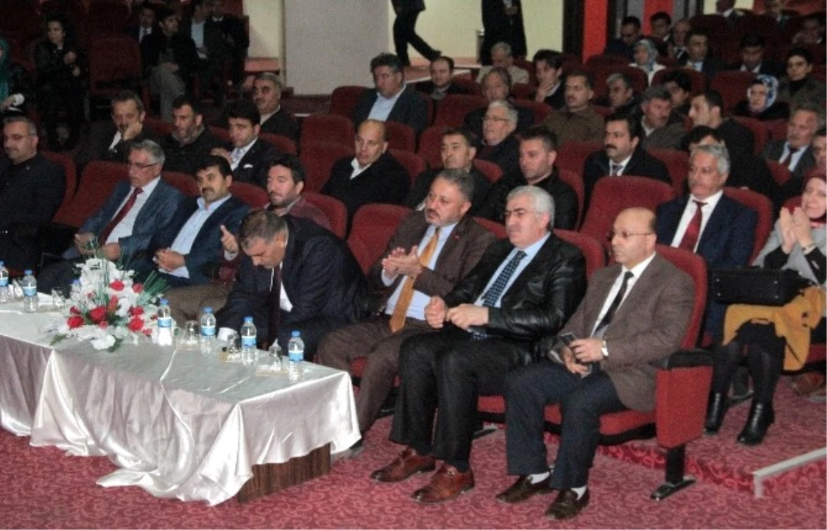 Erzurum Eğitim Bir Sen\'den Liderlik ve İletişim Semineri