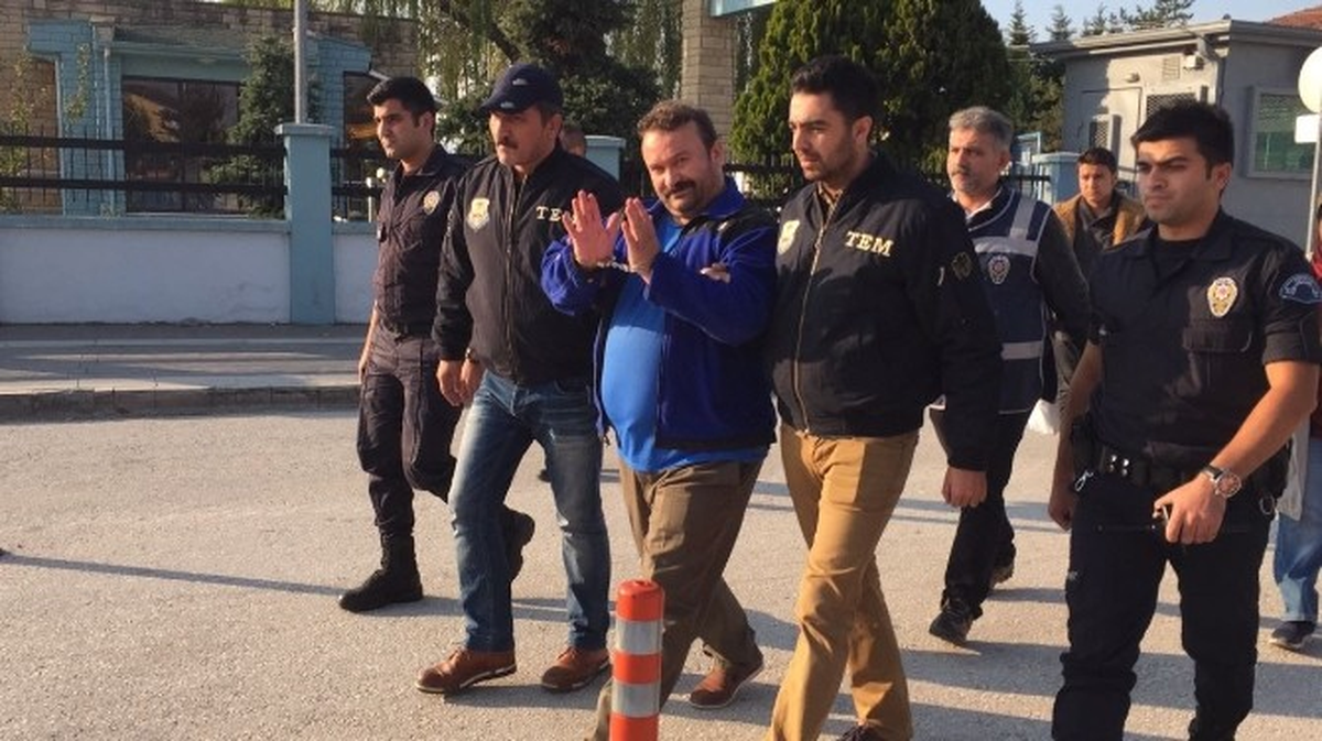 Eski Kom Müdürü Adliyeye Çıkartıldı