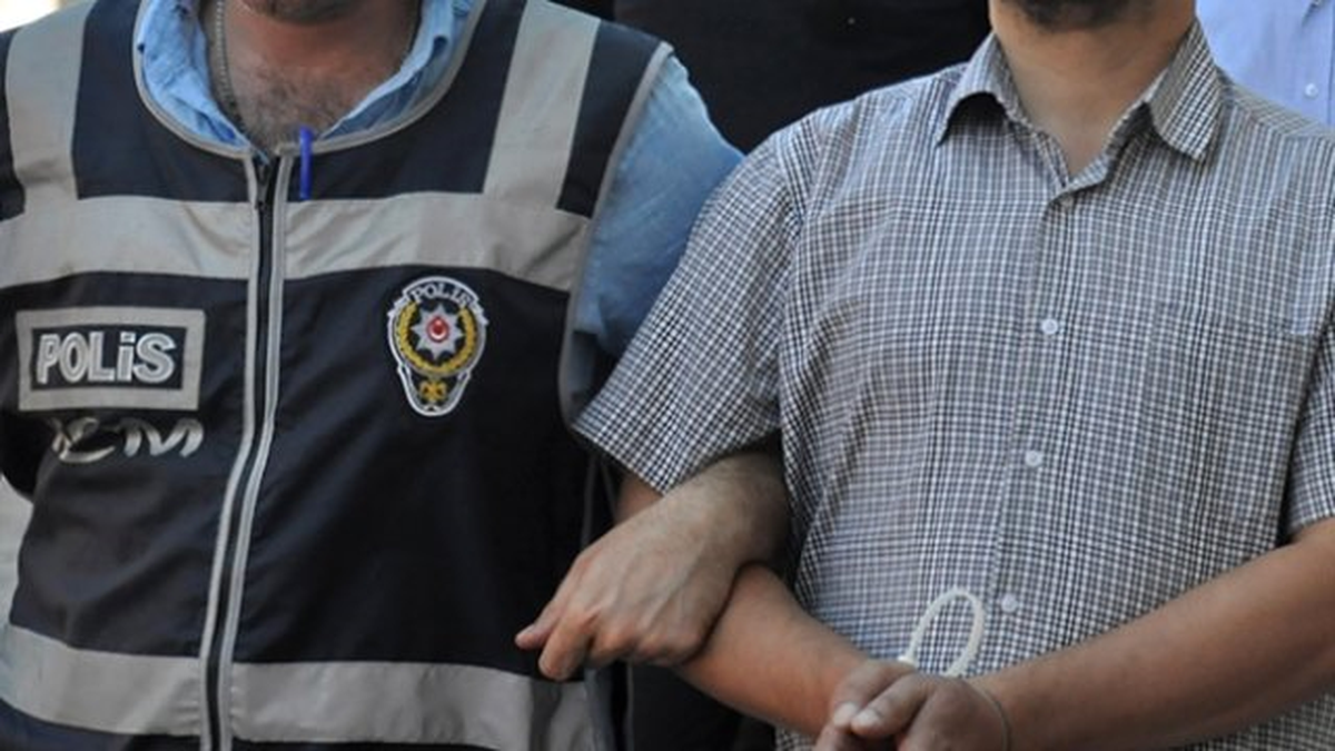 Fetö\'nün Darbe Girişimi Bahanesiyle Dolandırıcılık İddiası