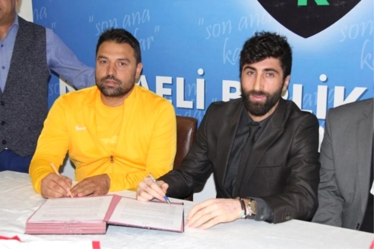 Kocaeli Birlikspor, Fatih Akyel ile 1 Yıl Sözleşme İmzaladı