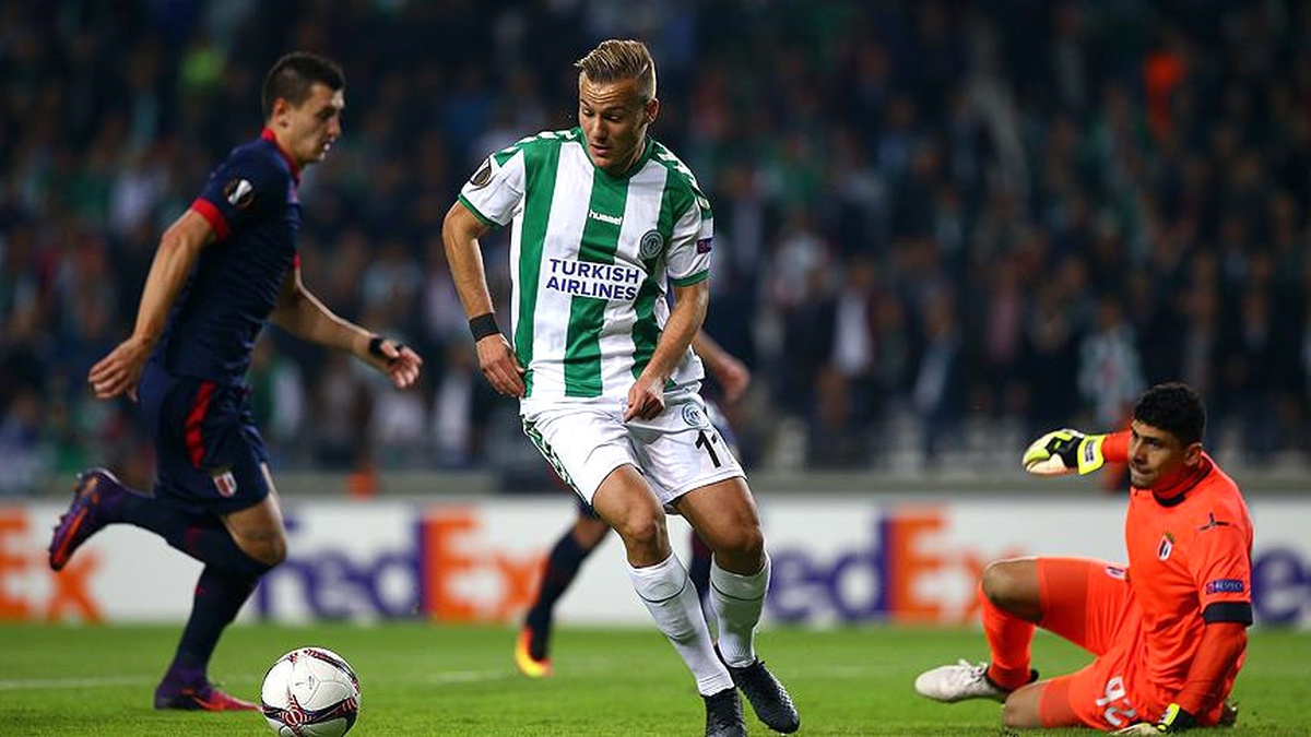 Konyaspor, UEFA Avrupa Ligi\'nde İlk Puanını Aldı