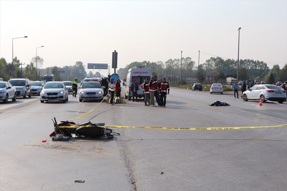 Sakarya\'da Trafik Kazası: 1 Ölü