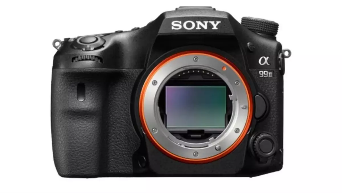 Sony\'den Amiral Fotoğraf Makinesi: ?99 Iı