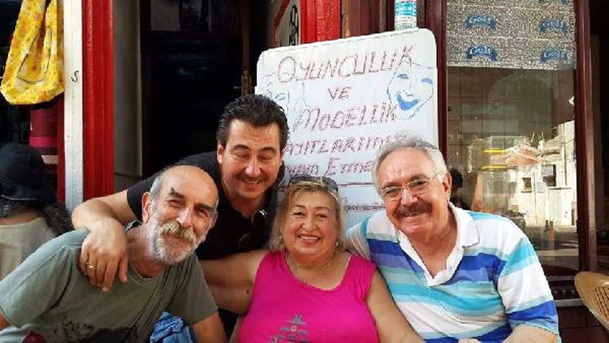 55 Yaşında Oyunculuğa Başladı, Yönetmenlerin Aranan İsmi Oldu