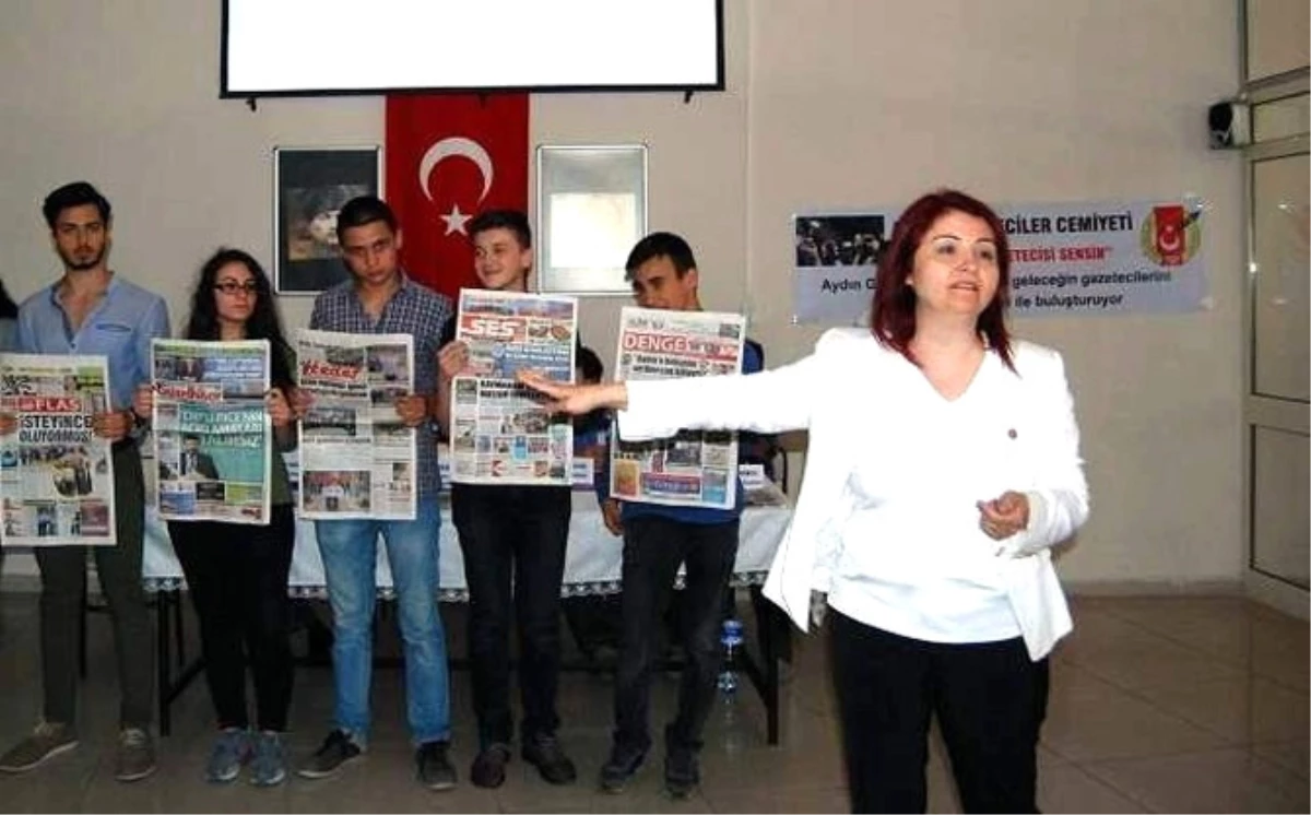Agc, 21 Ekim Gazeteciler Bayramı\'nı Kutladı