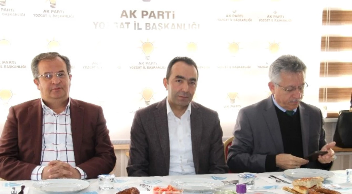 AK Parti Yozgat İl Başkanı Lekesiz, "15 Temmuz\'ta 79 Milyon Türk Milleti Mağdur Olmuştur"