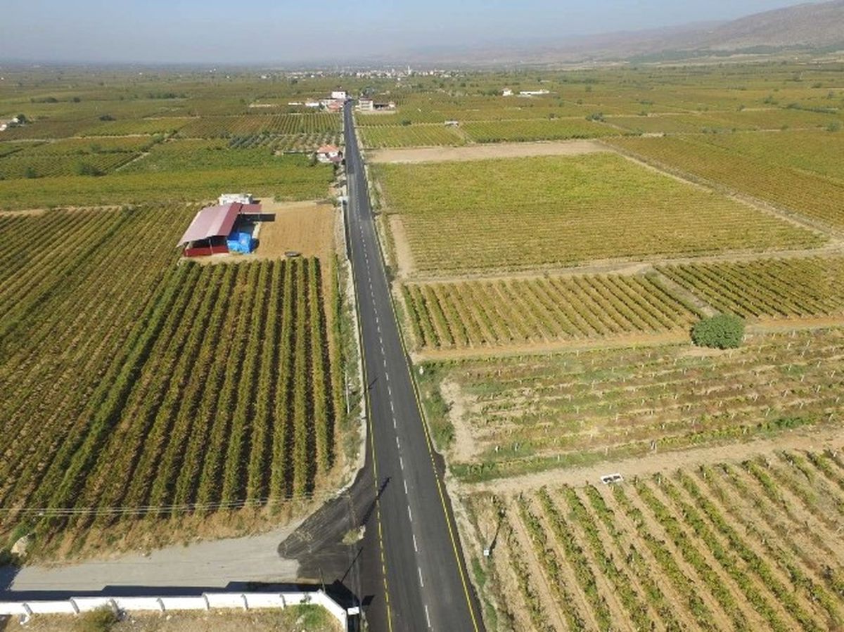 Alaşehir\'in Yollarında Hummalı Çalışma