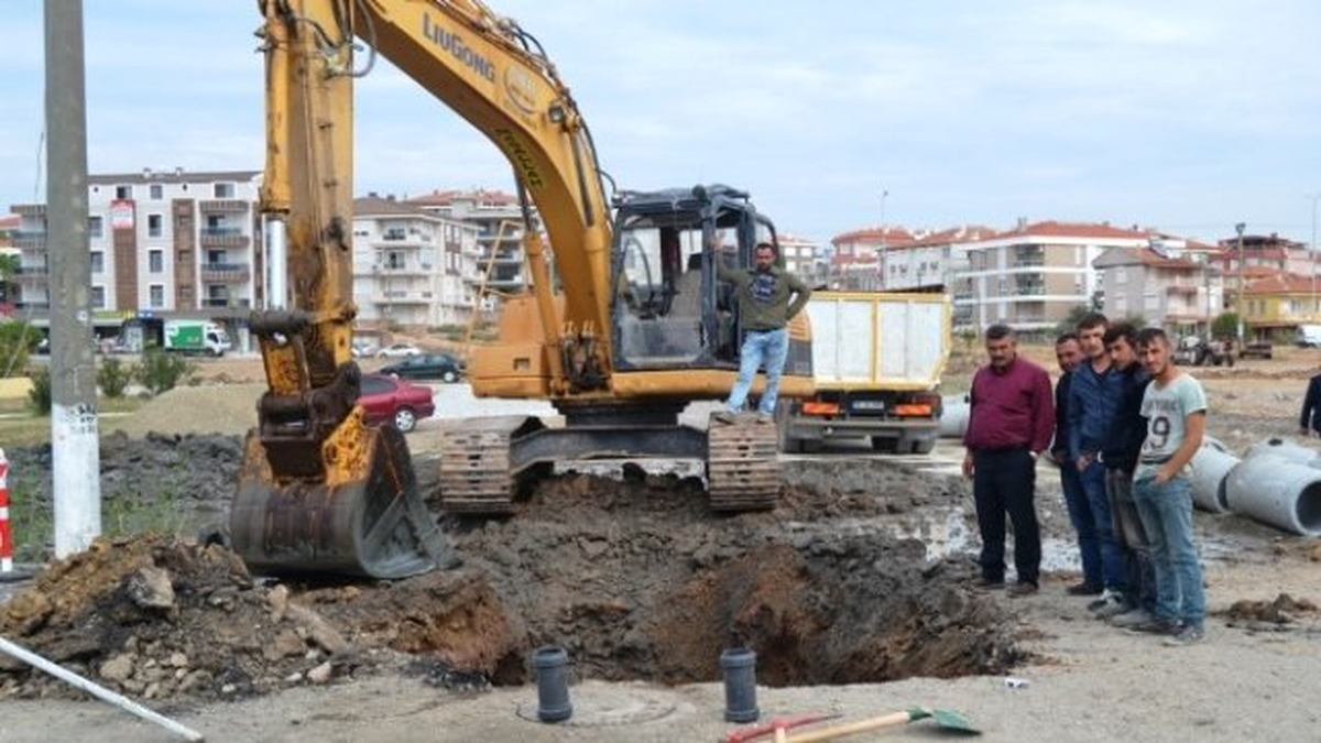 Ayvalık\'ta Alt Yapı Çalışmaları