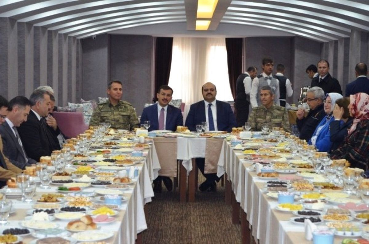 Aziziye\'de Bilgi Alışverişi Toplantısı