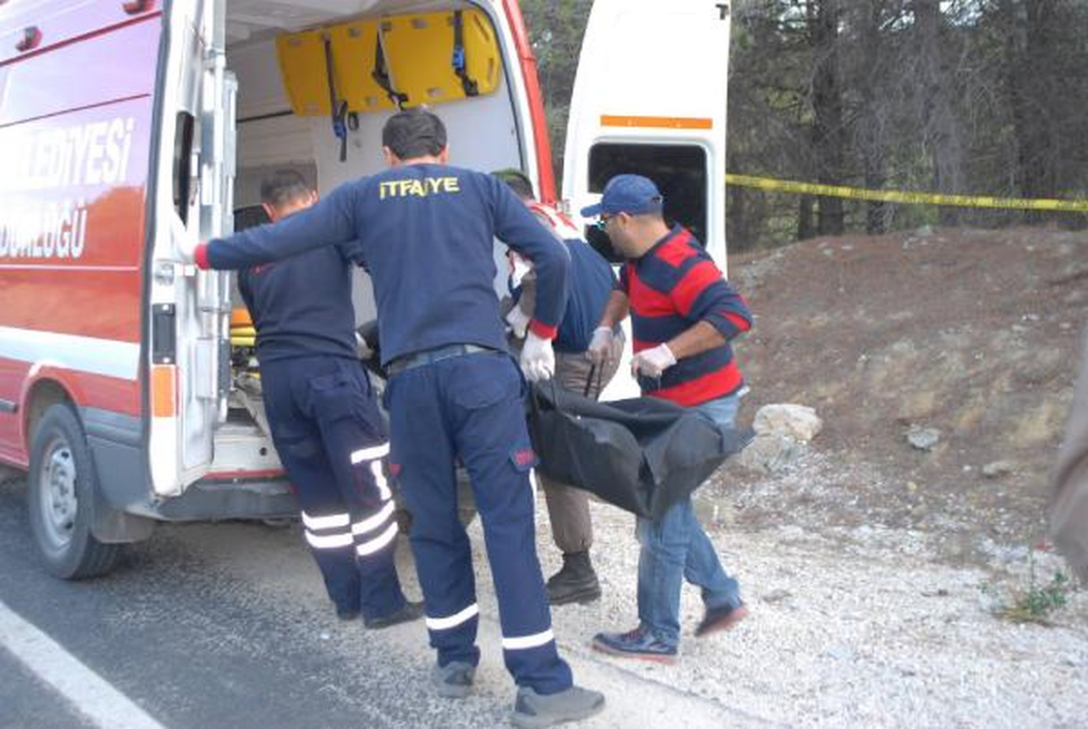 Banka Müdürü Ormanlık Alanda Ölü Bulundu