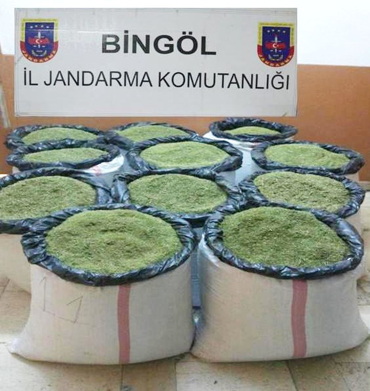 Bingöl\'de 2 Milyon TL\'lik Esrar Ele Geçirildi