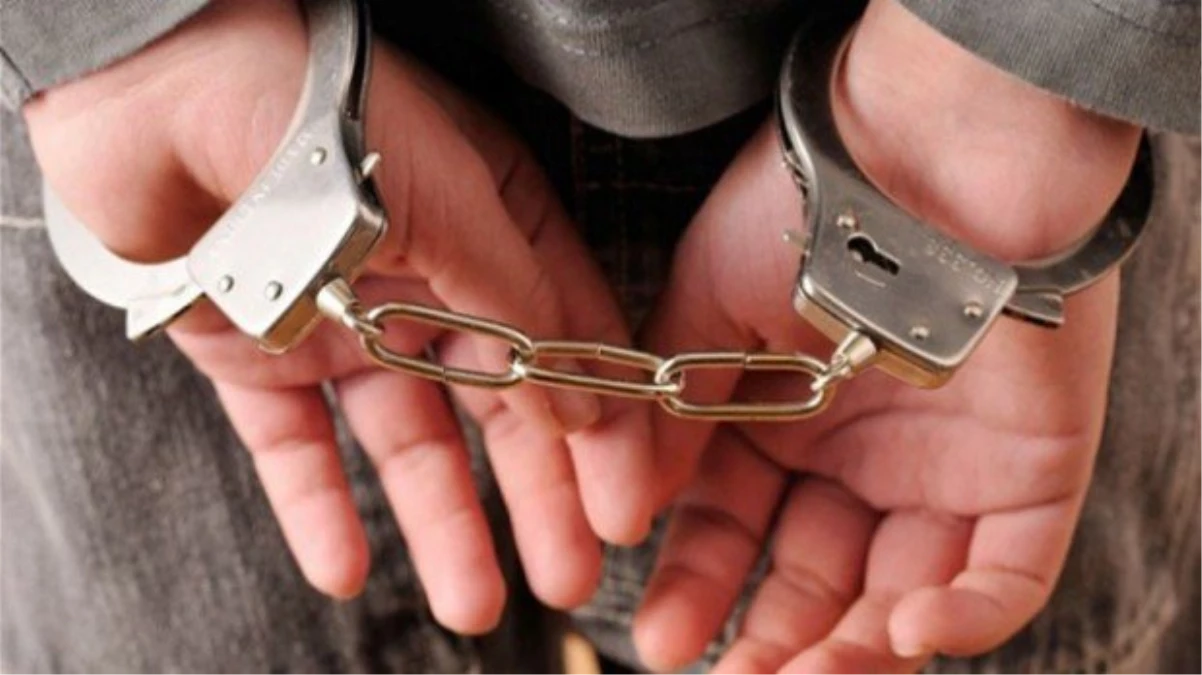 Bolu\'da Fetö Operasyonunda 3 Kişi Tutuklandı