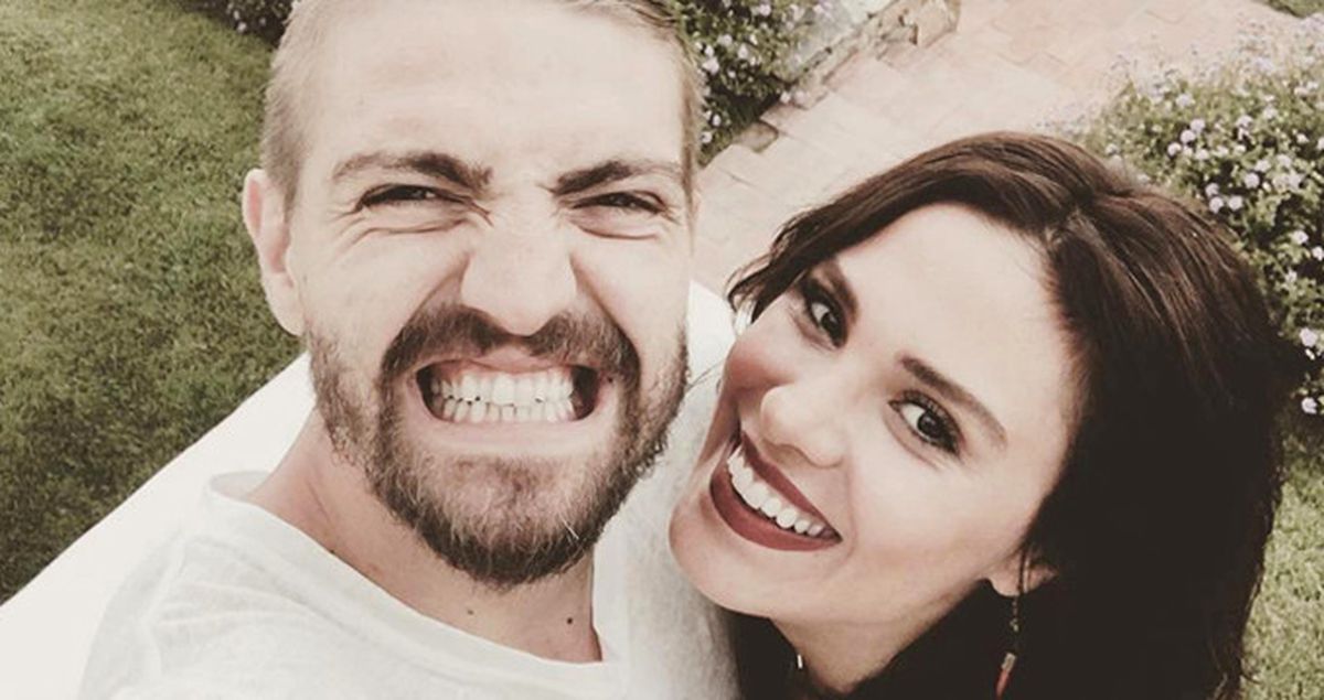 Caner Erkin, Koluna Şükran Ovalı'nın Dövmesini Yaptırdı