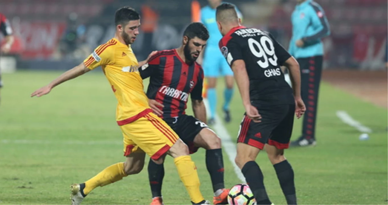 Deniz Türüç 2 Gol Attı, Kayserispor Deplasmanda Gaziantepspor\'u 2-1 Yendi