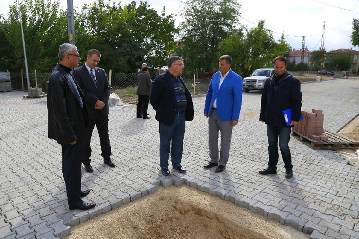 Kırklareli\'nde Parke Taşı Döşeme Çalışmaları