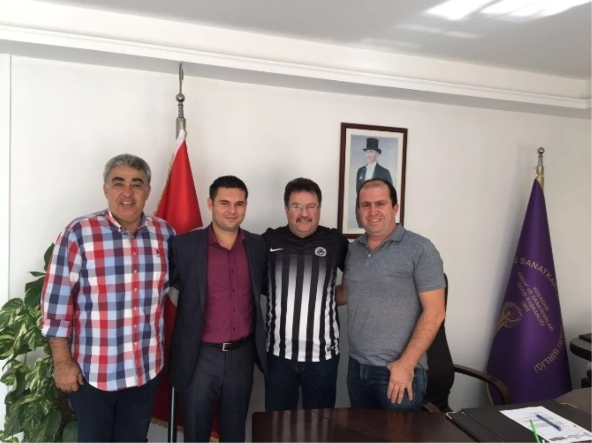Kuşadası Gençlikspor Kulübü\'nden Sanayi Sitesi Yönetimine Ziyaret