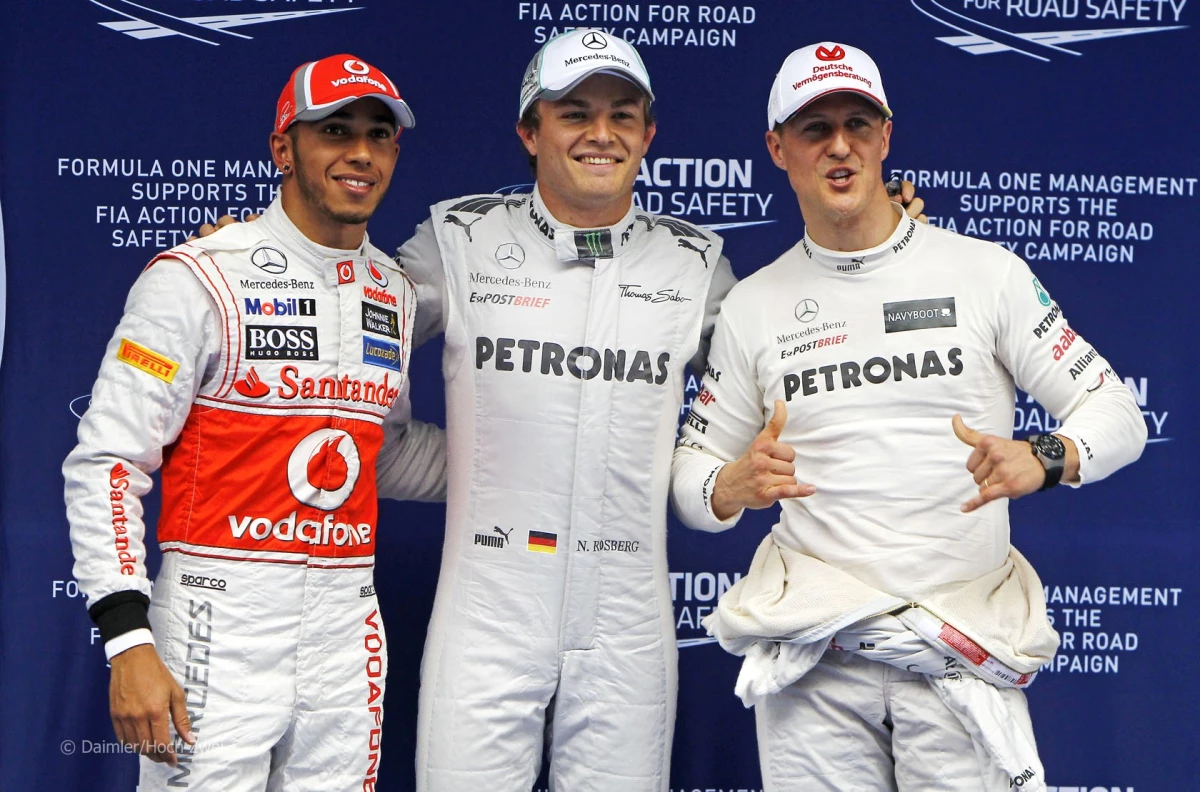 Lewis Hamilton: Schumacher\'in Her Yarışında Giysisine İşermiş