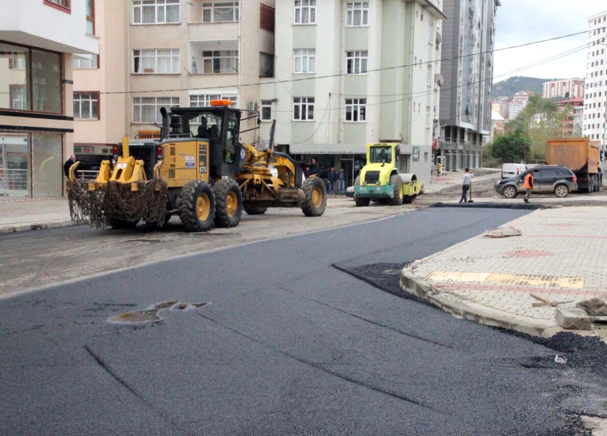 Trabzon Büyükşehir Belediyesinin Yol Yapım Çalışmaları