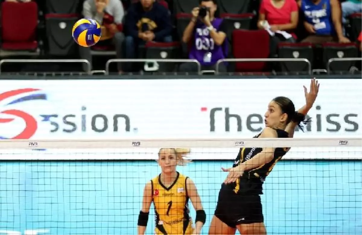 Vakıfbank: 3 - Bangkok Glass: 0