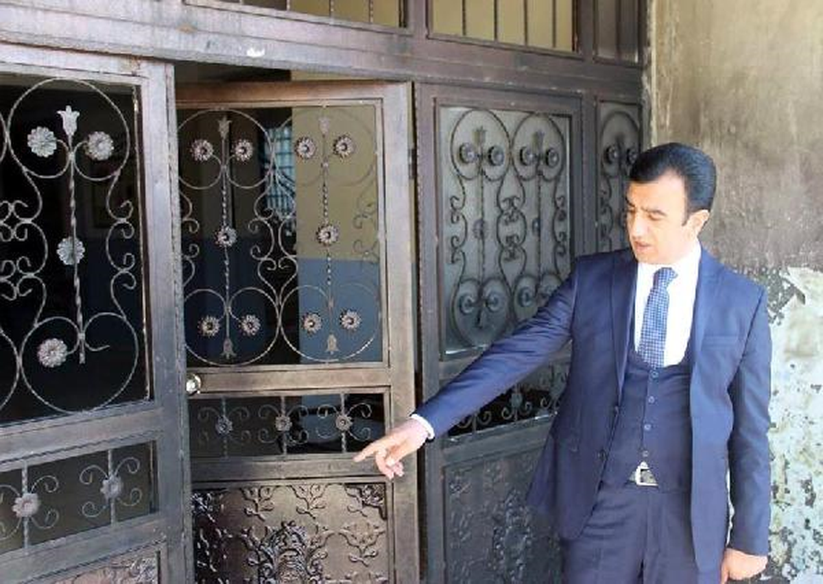 Van\'da PKK\'dan Okula Molotoflu Saldırı