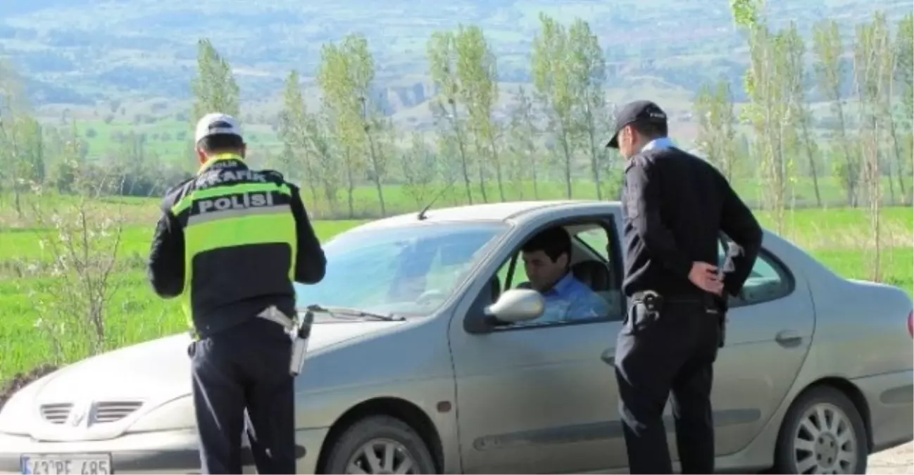 Bitlis Polisinden Asayiş Uygulaması