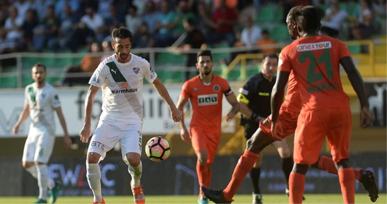 Bursaspor Deplasmanda Aytemiz Alanyaspor'u 2-0 Yendi