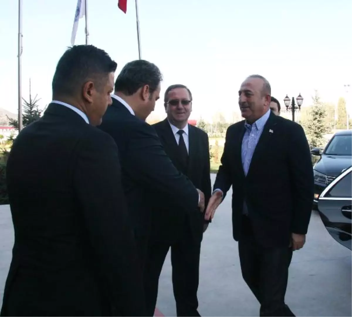 Çavuşoğlu: PKK ve Diğer Örgütlerin Bölgede Hareket Etmesine Müsaade Etmeyiz